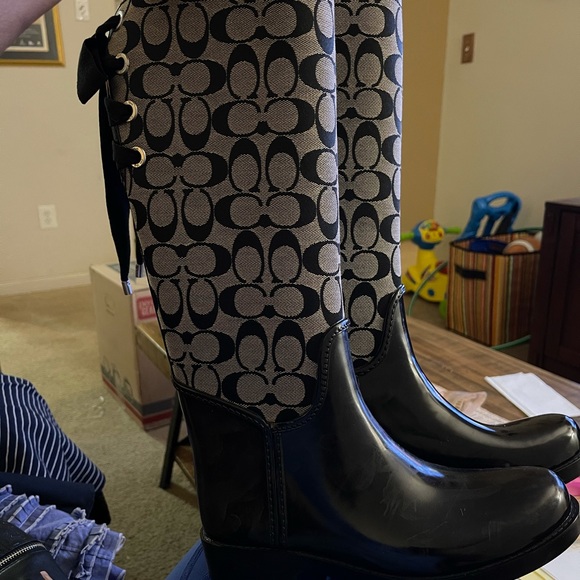Rain boots